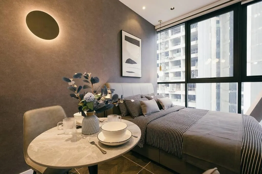 Scarletz Klcc Luxury Romantic Couple Getaway 2pax * Kuala Lumpur